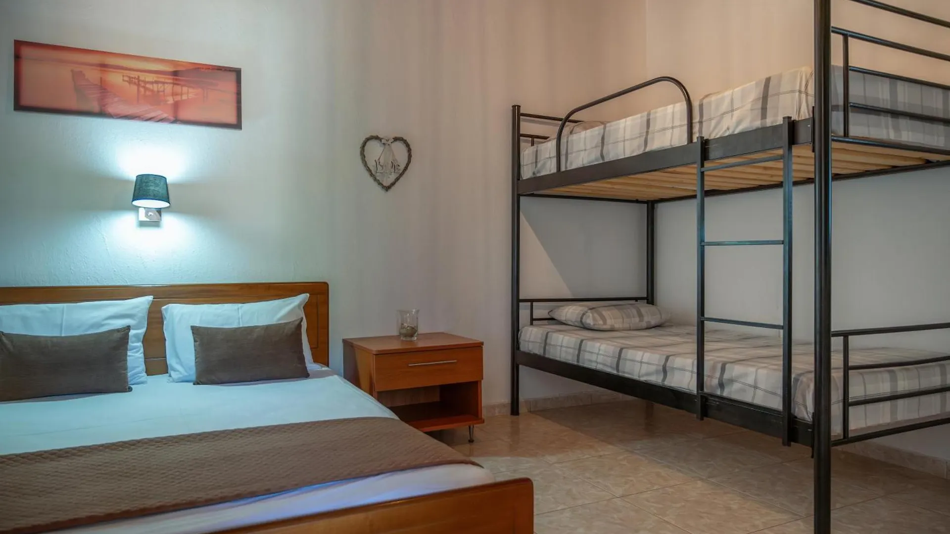 Aggelina House - Pigadaki Apartment Skala Sikias