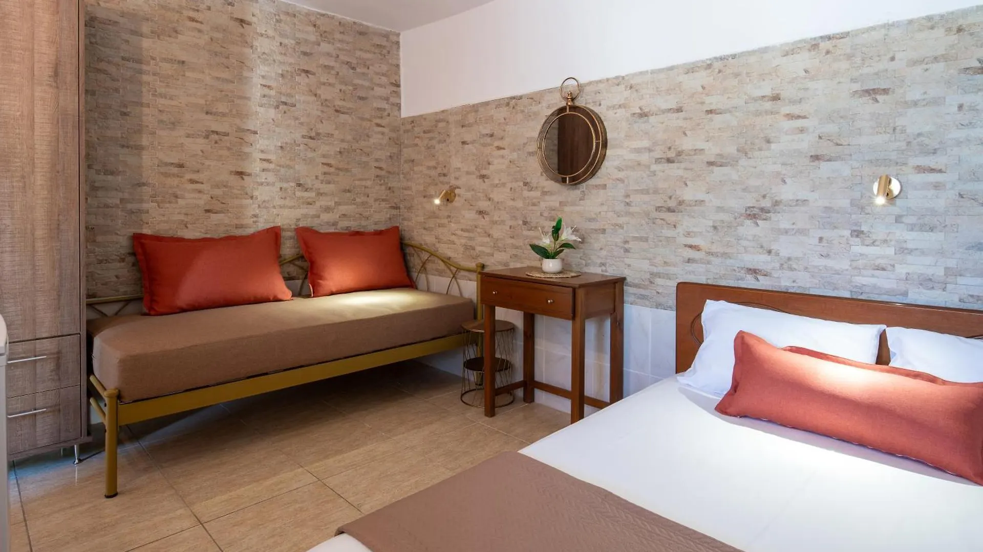 Aggelina House - Pigadaki Apartment Skala Sikias